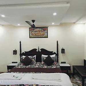 tourist-rest-house.agrahotelsindia.net/