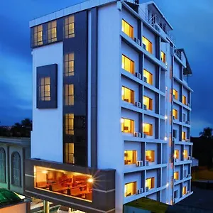3* Hotel The Senate