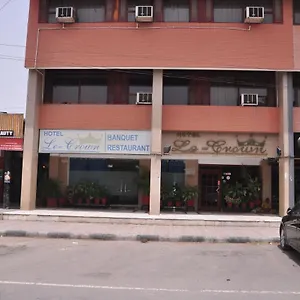 hotel-le-crown-chandigarh.shimlahotels.net/